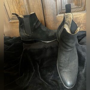Men's Black Suede Chelsea Boots